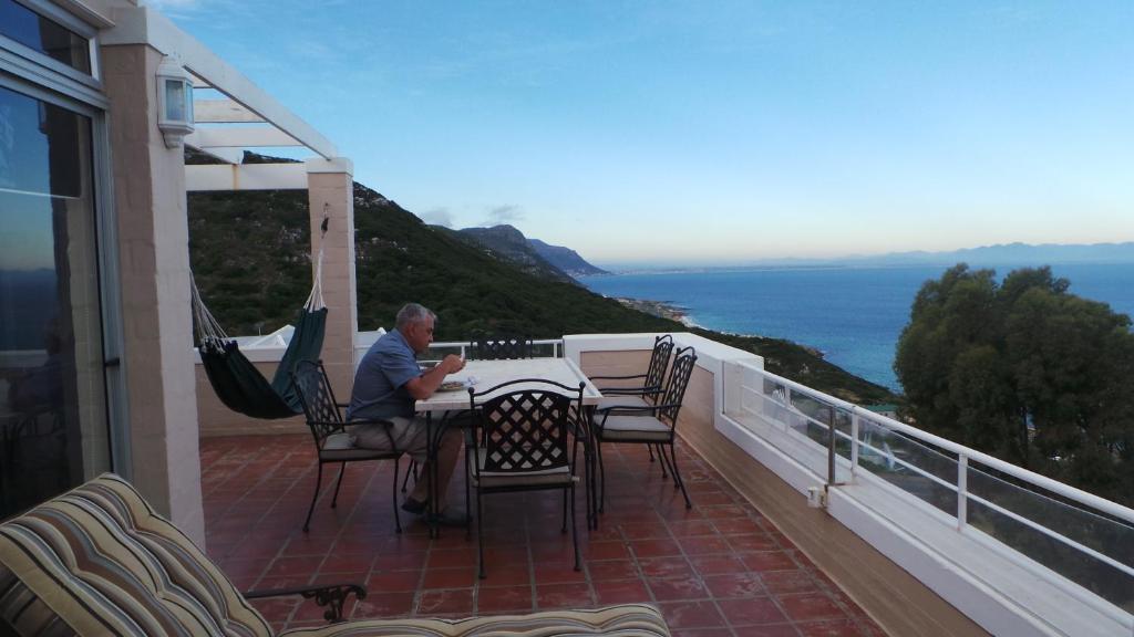 Simonstown Penthouse Apartment Simon's Town Bagian luar foto